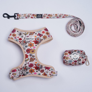 Harnais imprimé fleurs, laisse et pochette pour sacs à crottes