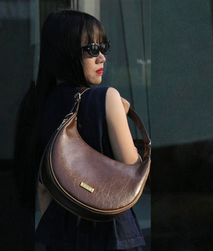 Sac Crescent – Élégant sac à bandoulière incurvé pour les mamans d'animaux stylées | Bobotails