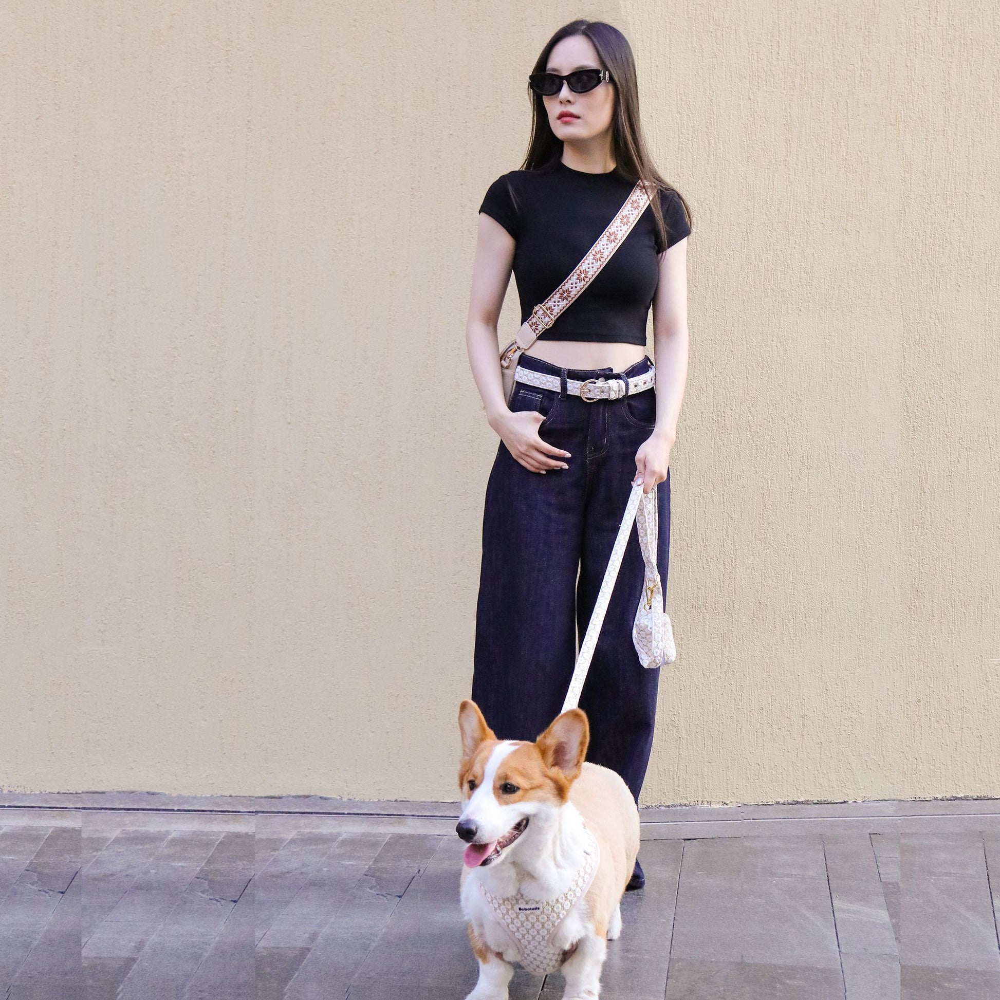 Floral Brilliance Women's Belt – Elegant & Timeless with Your Dog's Harness | Bobotails